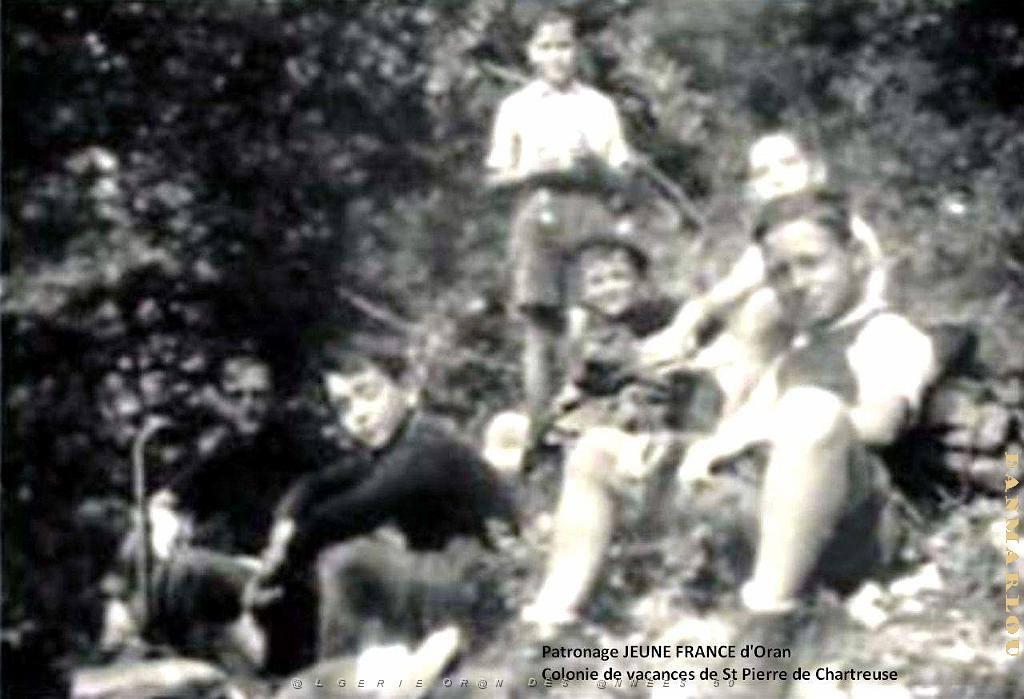 COLO JEUNE FRANCE 1950 Chartreuse 6.jpg